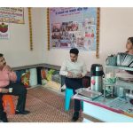 जि.प.च्या नवे सीईओ सत्यम गांधींनी सूत्रे स्वीकारली:कॅन्टीनमध्ये पराठा-मठ्ठा घेऊन 100 रुपये बिल ऑनलाइन भरले