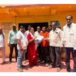 शिरजगावात वीज कर्मचाऱ्याविरोधात संताप:8 दिवसांत बदली न केल्यास आंदोलनाचा इशारा, ग्रामस्थांचे सहायक अभियंतांना निवेदन