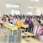 संविधान हा सुशासनाचा रोड मॅप – प्रा. धनेधर:निधोना येथे विद्यार्थी समुपदेशन कार्यशाळा‎