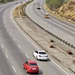 पुणे-मुंबई द्रुतगती मार्ग 2 दिवस 3 तास बंद:23 आणि 24 एप्रिल रोजी शटरिंग काढण्यासाठी वाहतूक वळवली जाईल