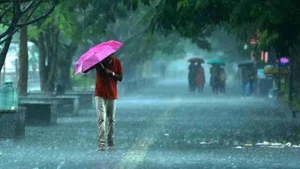 Maharashtra-Weather-Heavy-Rain-Alert-in-4-Districts.webp.webp