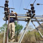 महावितरणच्या मान्सूनपूर्व कामांना वेग:छत्रपती संभाजीनगरमध्ये शुक्रवारी अनेक भागांत दुरुस्ती