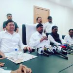 काँग्रेसने महिलांना संसदेत येण्यापासून रोखले:केंद्रीय मंत्री रामदास आठवले यांचा आरोप; देशभर रस्त्यावर उतरण्याचा इशारा