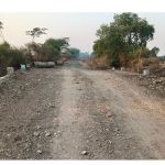 सावरगाव फाटा ते नांदगाव खंडेश्वर रस्ता 5 वर्षांपासून रखडला:पुलाचे काम पूर्ण, प्रवासी, विद्यार्थी, शेतकरी त्रस्त