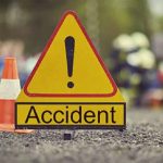 भंडाऱ्यात आनंदाच्या क्षणांवर काळाचा घाला:लग्नावरून परतताना वऱ्हाड्यांच्या गाडीचा भीषण अपघात; 4 महिलांसह 5 जणांचा जागीच मृत्यू