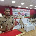 हेल्मेट सक्ती, वाहतुकीचे नियम पाळा:अपघात झाल्याच्या स्थितीत जखमींना तत्काळ मदत करा, पोलिस अधीक्षक निलाभ रोहन यांचे आवाहन