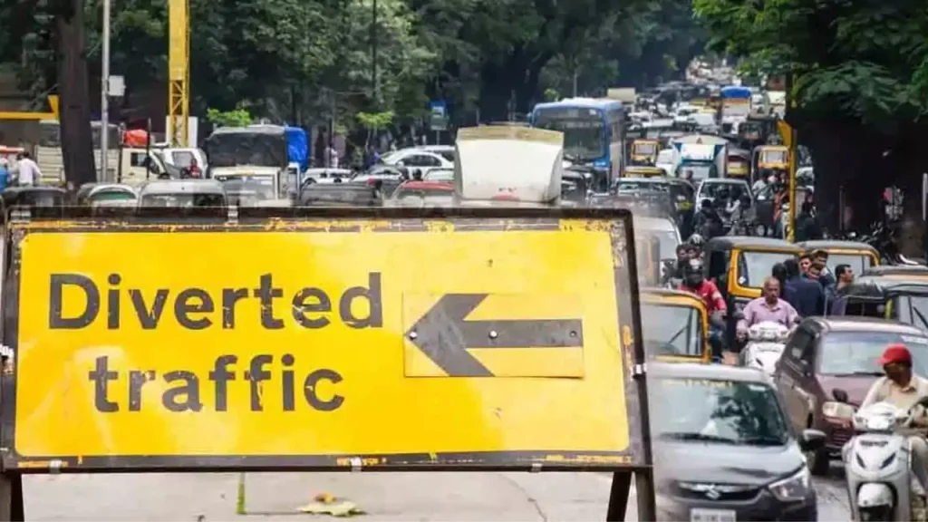 Pune-News-Traffic-Diversions-in-Pune-on-Sunday-for-Marathon.webp.webp