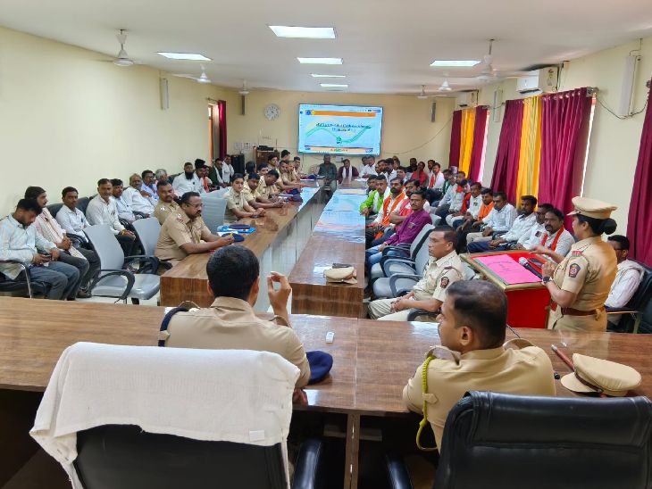 हिंगोली पोलिस अधीक्षकांकडून शालेय विद्यार्थ्यांच्या सुरक्षेसाठी ठोस पावले:क्षमतेपेक्षा जास्त विद्यार्थ्यांची वाहतूक न करण्याच्या सूचना
