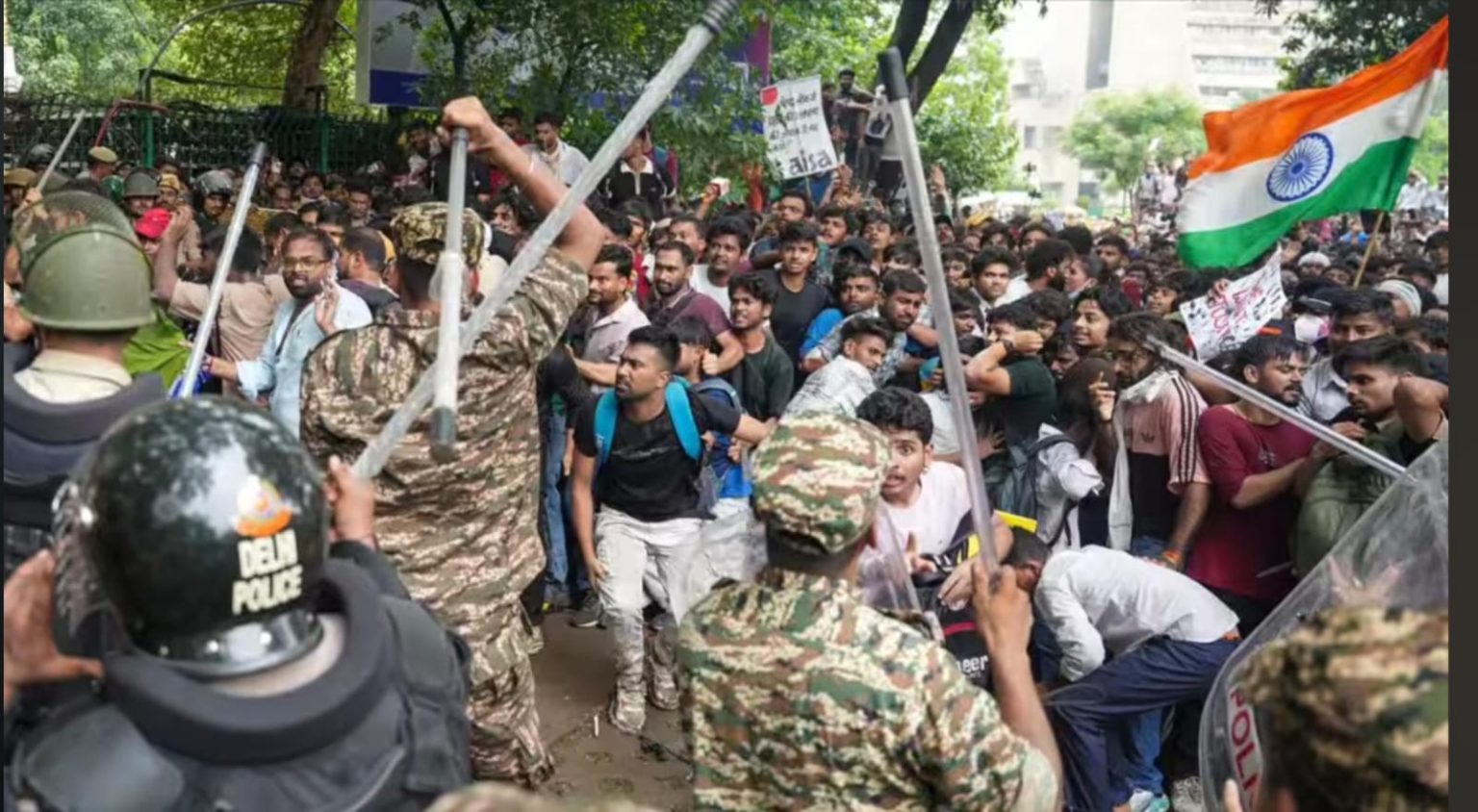 ही भीती छान आहे; GenZ चा आक्रोश आणि दिल्लीच्या सत्तेला बसलेला ऐतिहासिक हादरा!