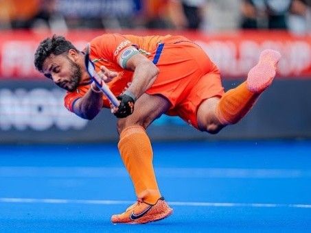 हॉकी वर्ल्ड कप- भारताने पाकिस्तानला 5-3ने हरवले:टॉप-8 मध्ये दाखल; कर्णधार हरमनप्रीत व अभिषेकने 2-2 गोल केले