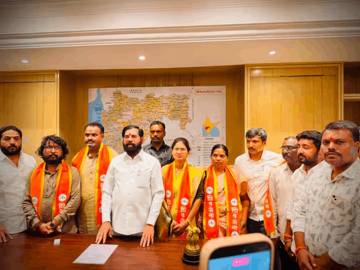 Dharashiv Corporators Switch To Shinde Sena; Political Drama In Maharashtra