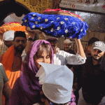 अजमेर दर्ग्यात पोहोचला बॉलिवूड स्टार रितेश देशमुख:पत्नी जेनेलिया-मुलांसोबत केली जियारत, चाहत्यांमध्ये सेल्फी घेण्यासाठी उडाली झुंबड