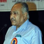 ज्येष्ठ पत्रकार प्रताप आसबे यांचे हृदयविकाराच्या झटक्याने निधन:महाराष्ट्राच्या राजकारणाचा चालता-बोलता संदर्भकोश हरपला